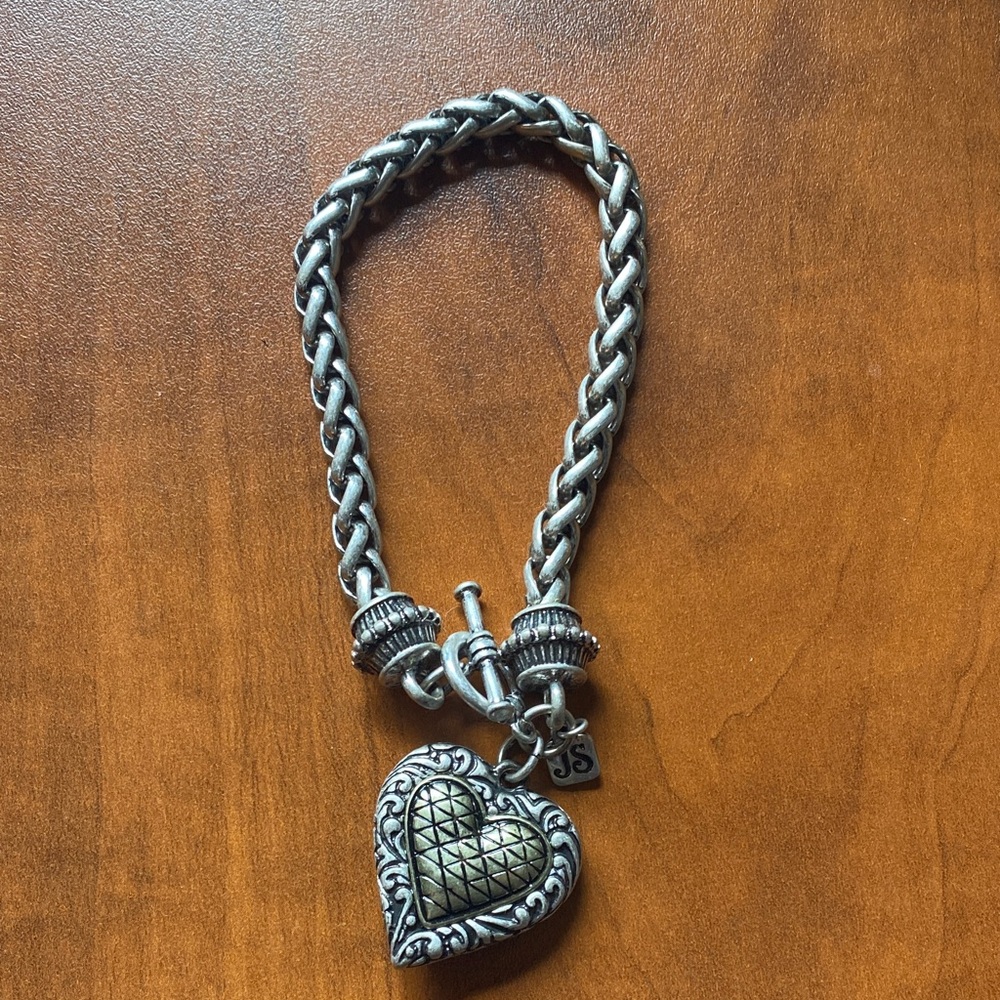 Jim Shore two tone heart dangle toggle closure bracelet silver gold plated